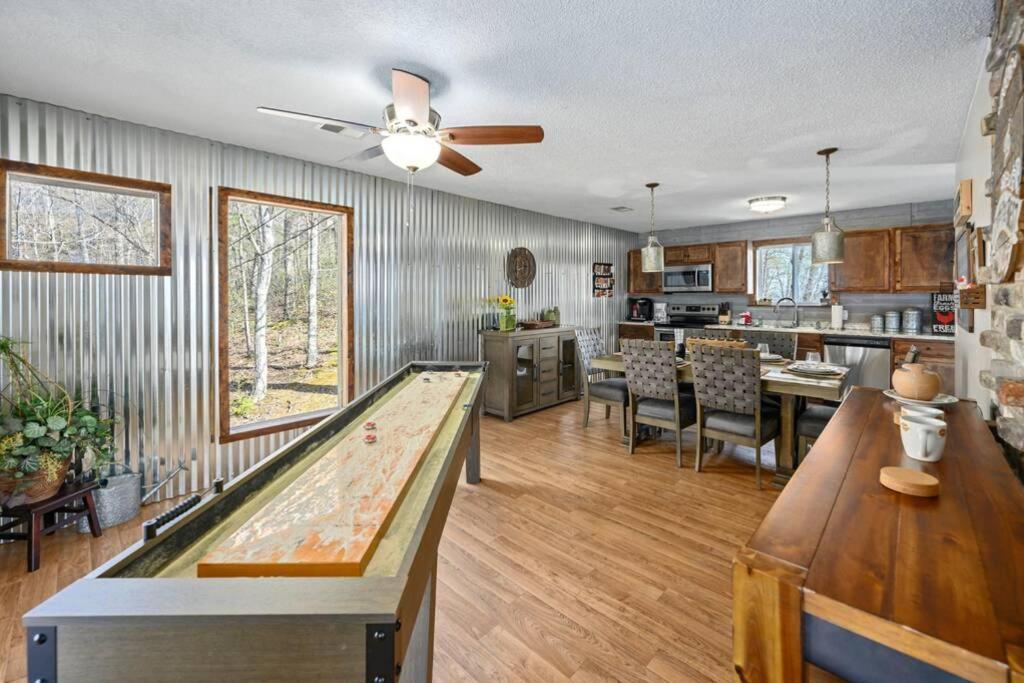 Happy Trails - Cobbly Nob Resort Home Гетлинбург Екстериор снимка