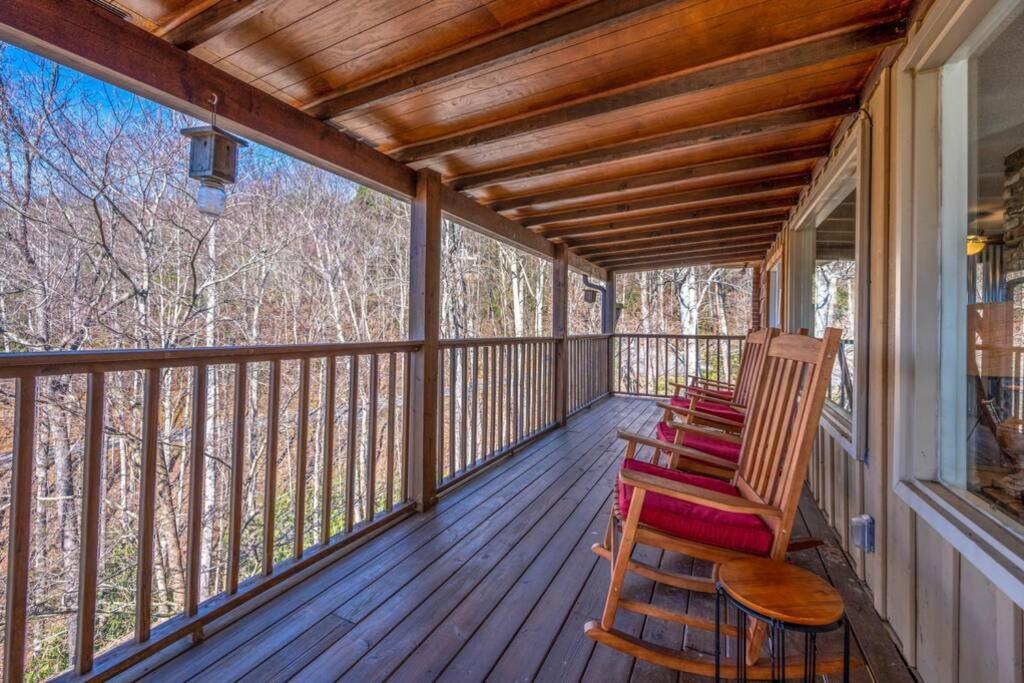 Happy Trails - Cobbly Nob Resort Home Гетлинбург Екстериор снимка