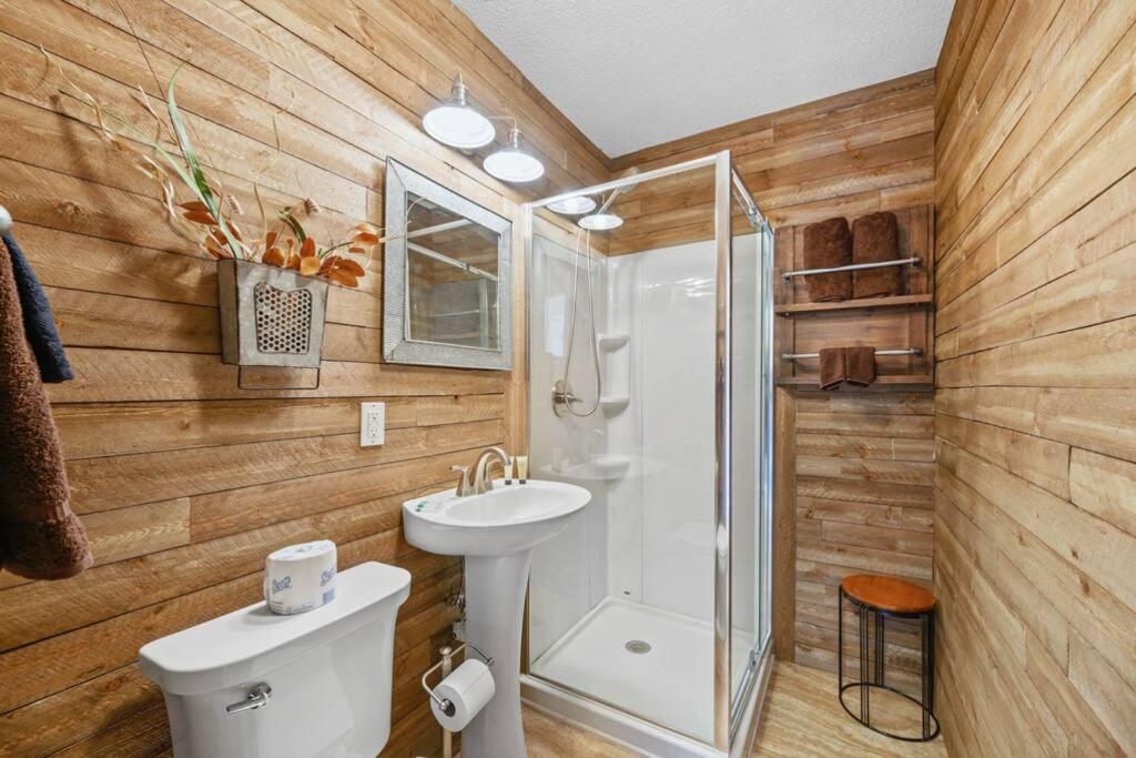 Happy Trails - Cobbly Nob Resort Home Гетлинбург Екстериор снимка