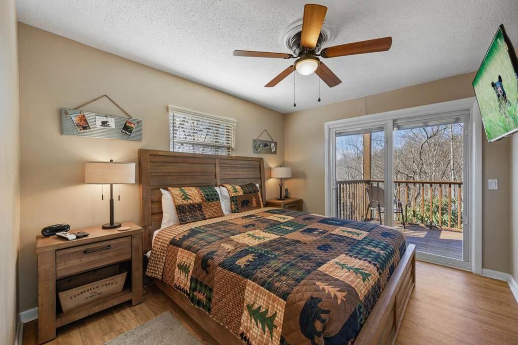 Happy Trails - Cobbly Nob Resort Home Гетлинбург Екстериор снимка