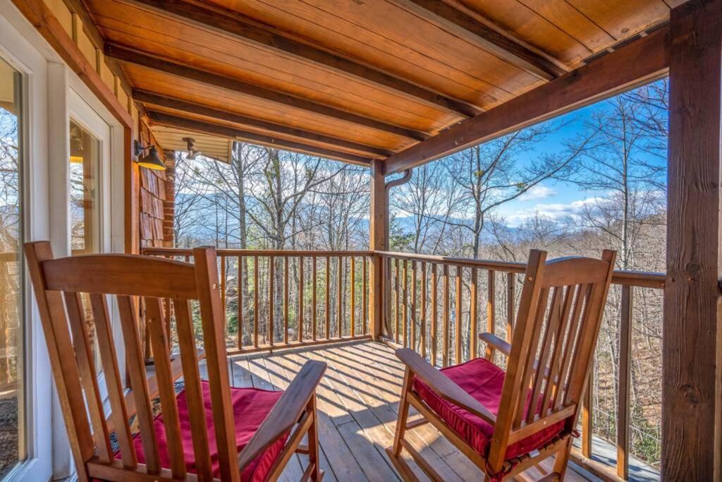 Happy Trails - Cobbly Nob Resort Home Гетлинбург Екстериор снимка